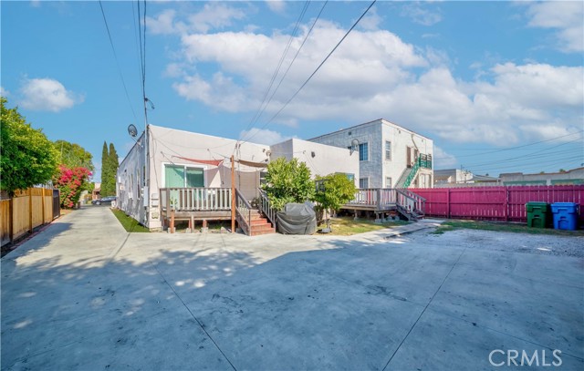 Detail Gallery Image 34 of 39 For 3015 Edgehill Dr, Los Angeles,  CA 90018 - – Beds | – Baths