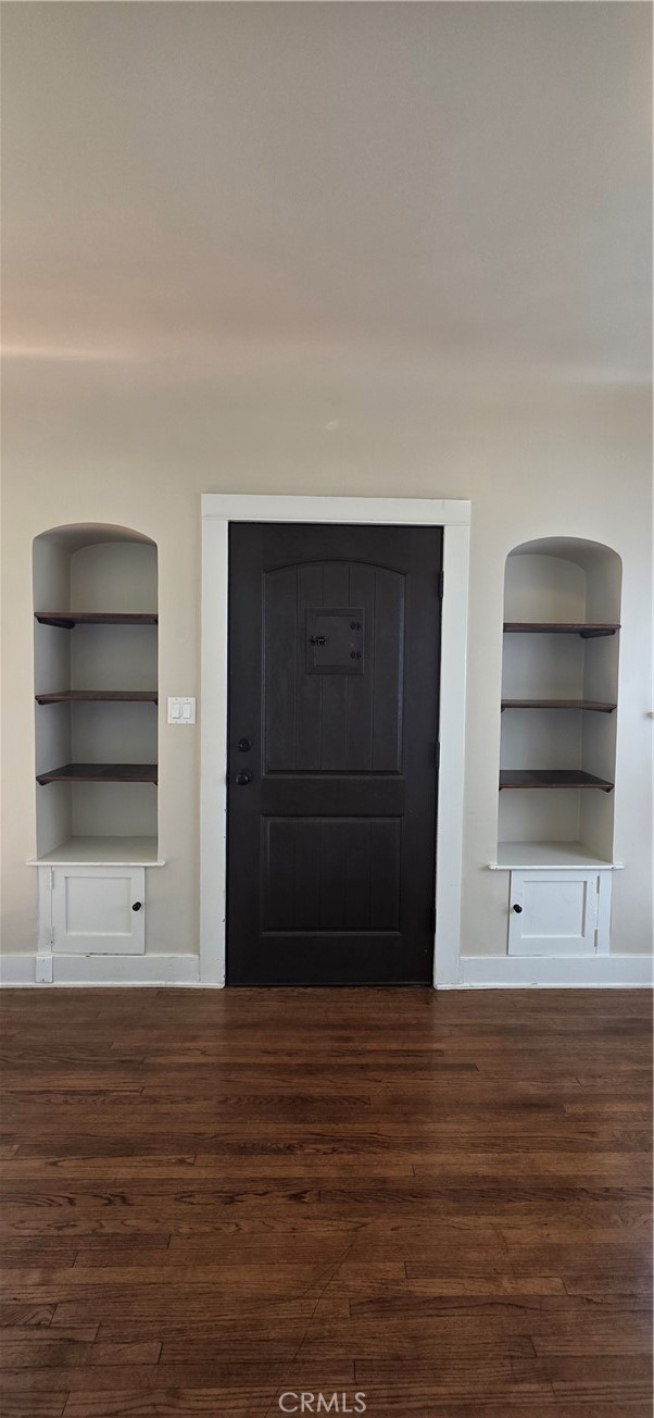 Detail Gallery Image 2 of 35 For 225 Saint Joseph Ave, Long Beach,  CA 90803 - 2 Beds | 1 Baths