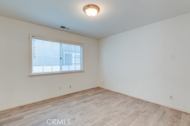 645 Longfellow Avenue, Hermosa Beach CA: https://media.crmls.org/medias/43b3a57a-cf83-44a2-8f16-31496eb37aed.jpg
