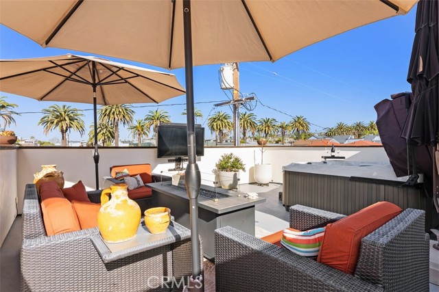 Detail Gallery Image 45 of 60 For 605 Marigold Ave, Corona Del Mar,  CA 92625 - 4 Beds | 5 Baths