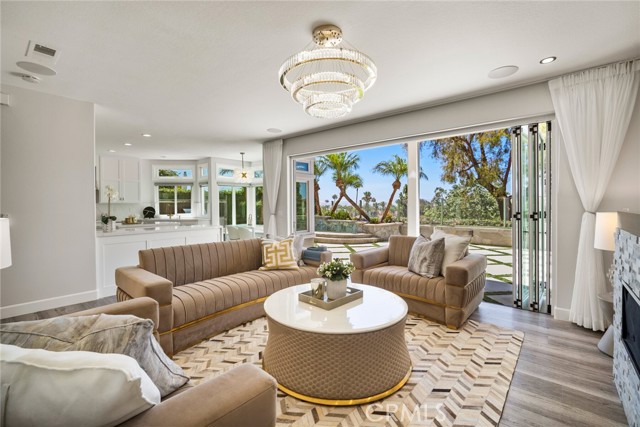 14 Glastonbury Place, Laguna Niguel CA: https://media.crmls.org/medias/43b4f4a6-c6c3-45c7-b9db-707dff0285a0.jpg