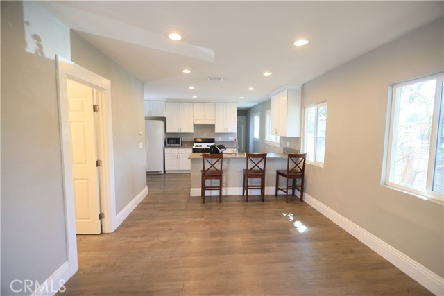 Detail Gallery Image 3 of 5 For 126 N Saratoga St, Los Angeles,  CA 90033 - 2 Beds | 2 Baths