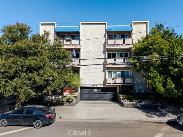 Detail Gallery Image 15 of 38 For 13543 Moorpark St #7,  Sherman Oaks,  CA 91423 - 2 Beds | 2 Baths