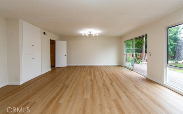 Detail Gallery Image 3 of 39 For 27845 Hawthorne Bld, Rancho Palos Verdes,  CA 90275 - 3 Beds | 2 Baths