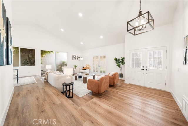 Detail Gallery Image 10 of 53 For 17 Blazing Star, Irvine,  CA 92604 - 4 Beds | 3 Baths