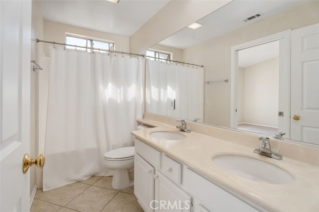 Detail Gallery Image 32 of 42 For 12679 Nicklaus Ln, Tustin,  CA 92782 - 3 Beds | 2/1 Baths