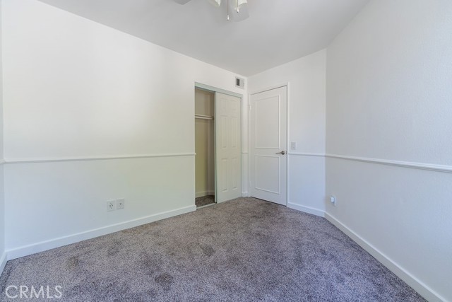 26129 Mcbean Pkwy, Valencia CA: https://media.crmls.org/medias/43b7097b-90e2-4753-8473-4ed1cec6cfe4.jpg