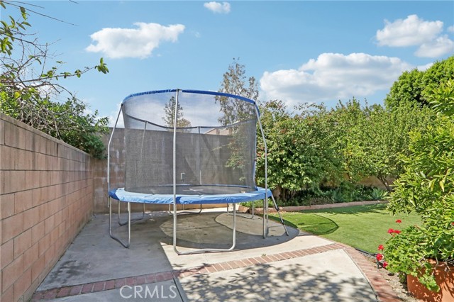 Detail Gallery Image 23 of 25 For 7815 Vassar, Canoga Park,  CA 91304 - 4 Beds | 2 Baths