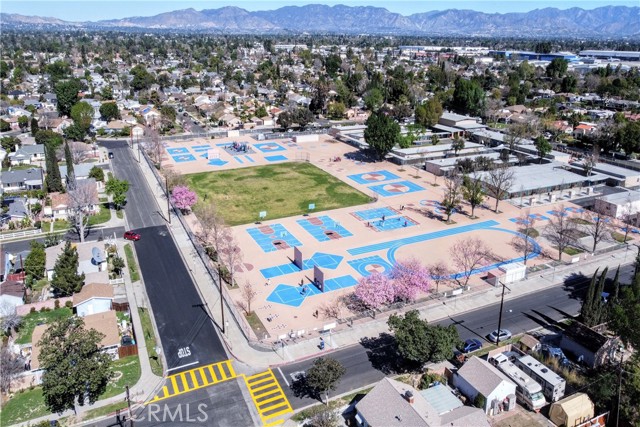 Detail Gallery Image 35 of 35 For 7648 Ostrom Ave, Lake Balboa,  CA 91406 - 4 Beds | 3 Baths