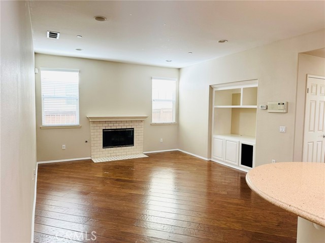 Detail Gallery Image 7 of 41 For 26035 Newport Ave, Loma Linda,  CA 92354 - 4 Beds | 3/1 Baths
