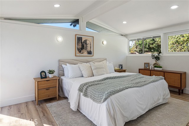 Detail Gallery Image 16 of 46 For 6909 De Celis Pl, Van Nuys,  CA 91406 - 3 Beds | 2 Baths