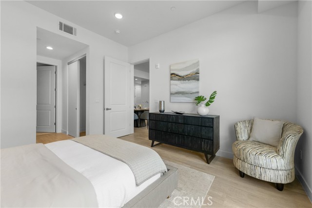 168 S Monterey Street, Alhambra CA: https://media.crmls.org/medias/43b94e5e-b76c-45e5-ad87-898e065f00a4.jpg
