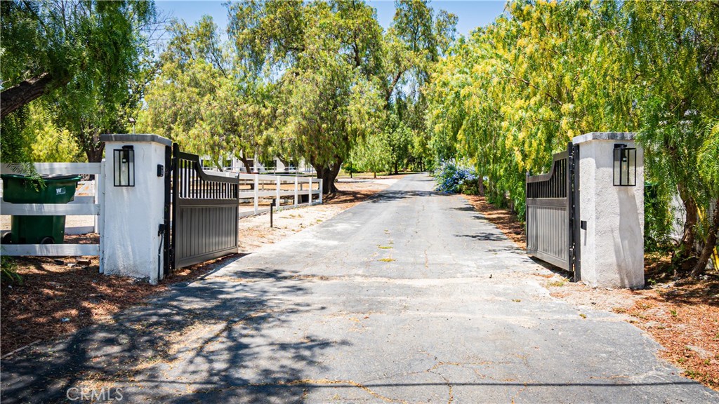 43ba2798 Fded 4042 9ff0 Bfaa735efd57