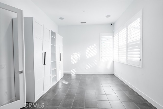 20043 Mersey Lane, Porter Ranch CA: https://media.crmls.org/medias/43bb3981-3002-4d6c-8be2-bdcd9ebf3c2c.jpg