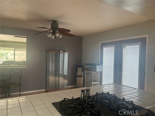 Detail Gallery Image 10 of 23 For 5210 Dresden Pl, Riverside,  CA 92505 - 4 Beds | 2 Baths