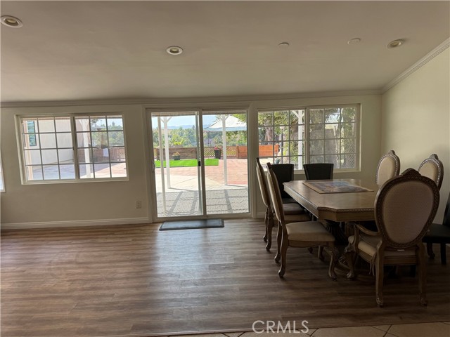 5853 Mcdonie Avenue, Woodland Hills CA: https://media.crmls.org/medias/43bc0845-02a3-452c-8c47-582b382be91b.jpg
