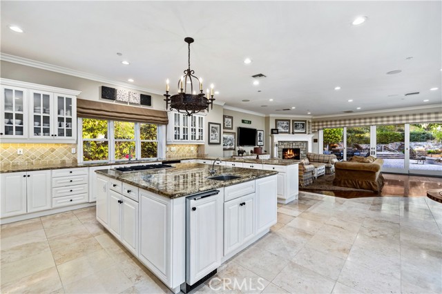 Image 18 of 75 For 2653 Vista Del Sol