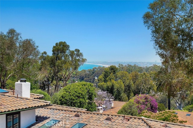 2708 Via Elevado, Palos Verdes Estates CA: https://media.crmls.org/medias/43be5618-44be-4130-be9a-81d632c5bb8b.jpg