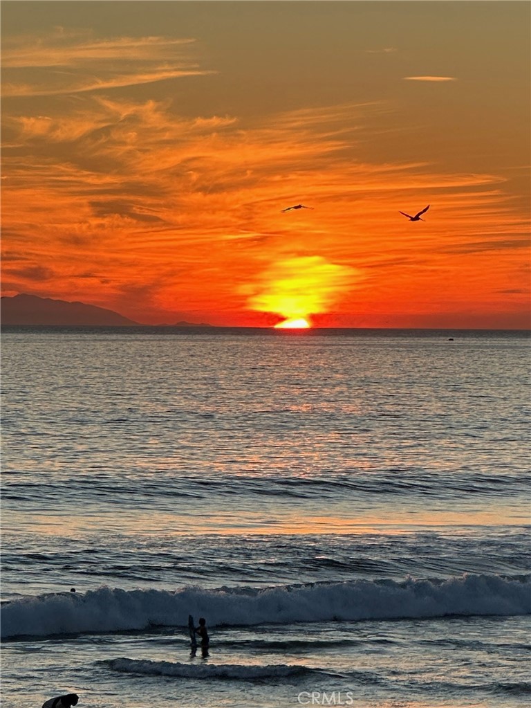 https://media.crmls.org/medias/43bebe86-55cf-4f99-ac01-b7946302587e.jpg?preset=X-Large