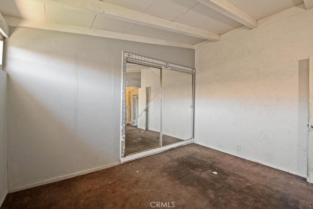https://media.crmls.org/medias/43bf4aec-ad99-45bc-8b2b-167a31e37d24.jpg?preset=X-Large