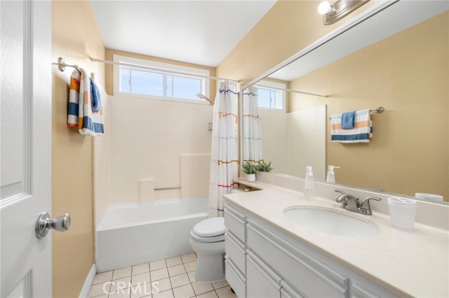 3605 E Anaheim Street, Long Beach CA: https://media.crmls.org/medias/43bf95fe-fb8f-4ec8-bffc-5ad6ce6c7b0e.jpg