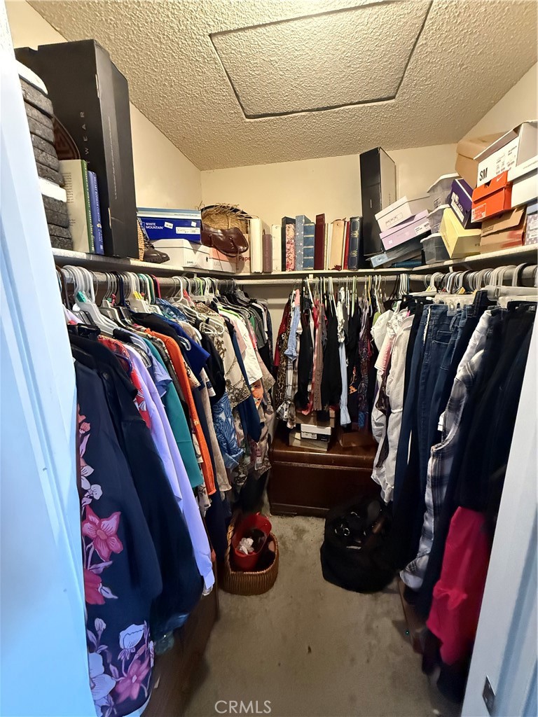 https://media.crmls.org/medias/43bfa19a-fbd6-464d-9646-83e633b55211.jpg?preset=X-Large