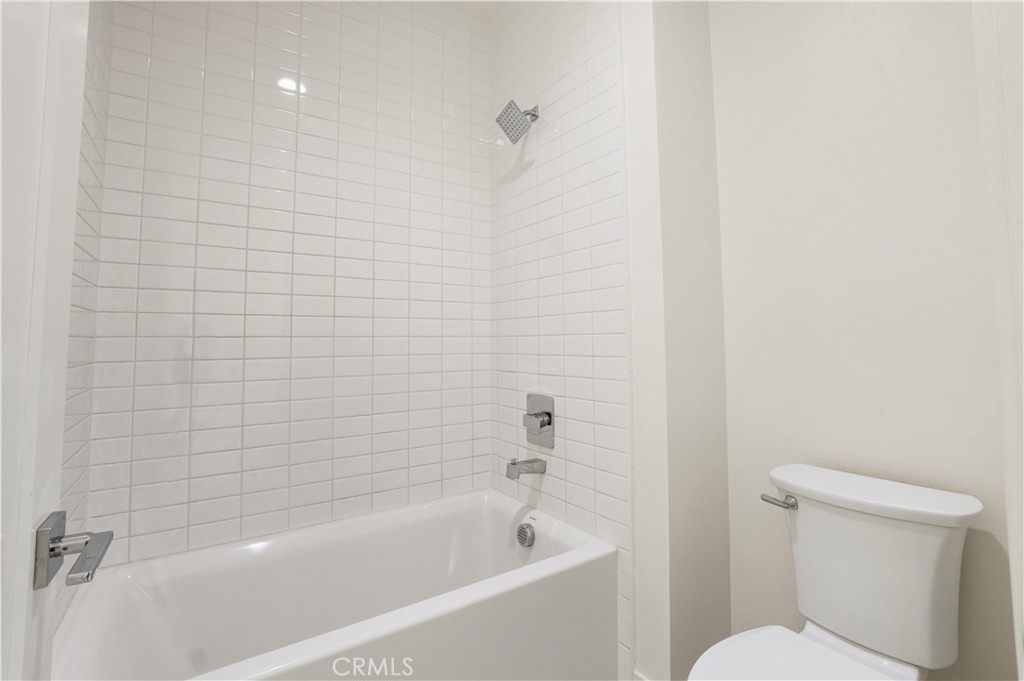 MLS #OC25225551 image #30