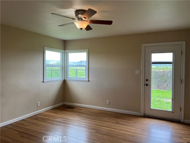 Detail Gallery Image 12 of 26 For 11122 Schafer Ave, Los Molinos,  CA 96055 - 3 Beds | 2 Baths