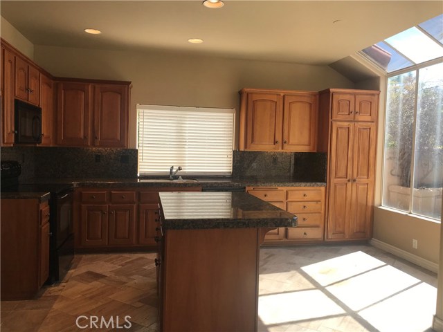 Detail Gallery Image 11 of 24 For 14 Calella, Laguna Niguel,  CA 92677 - 4 Beds | 3 Baths