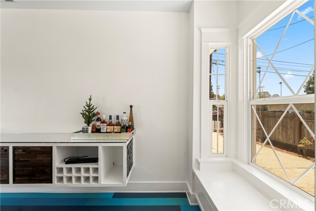 976 N Loma Vista Drive, Long Beach CA: https://media.crmls.org/medias/43c2d473-c639-4fdd-acb0-6b175b6af62e.jpg