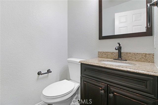 Detail Gallery Image 16 of 38 For 43325 Calle Nacido, Temecula,  CA 92592 - 4 Beds | 2/1 Baths