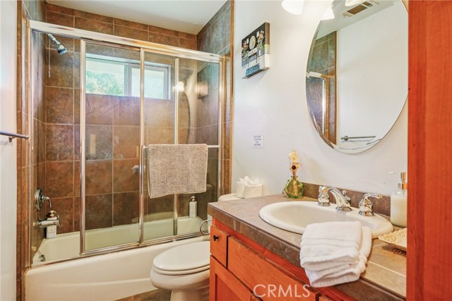 29450 Piney Lane, Cedar Glen CA: https://media.crmls.org/medias/43c3c7a4-8417-4a1a-b92f-0e4ea5e34a54.jpg