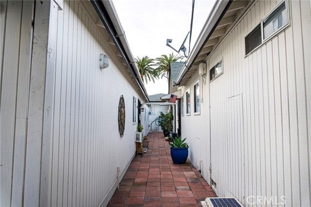 Detail Gallery Image 9 of 9 For 240 Linden Ave #F,  Long Beach,  CA 90802 - 1 Beds | 1 Baths