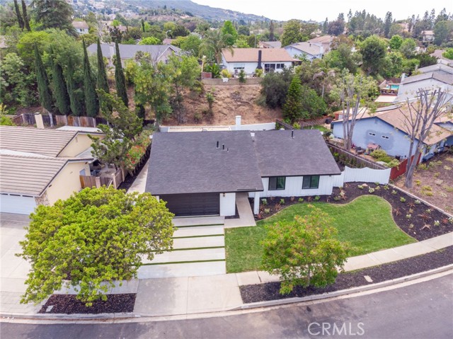 876 Ballina Court, Newbury Park CA: https://media.crmls.org/medias/43c52f91-c7e4-47ea-b386-cb74a39ce4af.jpg
