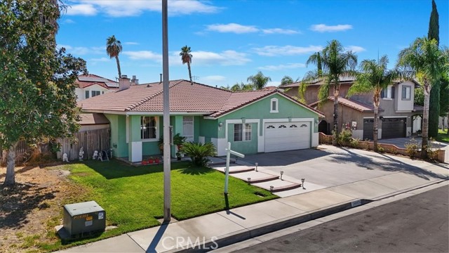 Detail Gallery Image 5 of 53 For 24883 Gatewood St, Moreno Valley,  CA 92551 - 5 Beds | 2 Baths