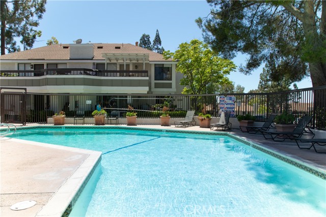 22171 Rim Pointe, Lake Forest CA: https://media.crmls.org/medias/43c5ca3b-c535-496f-bfba-5cc71ca0e06f.jpg
