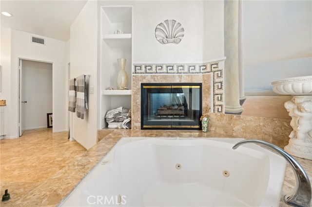 Detail Gallery Image 42 of 53 For 216 23rd St, Manhattan Beach,  CA 90266 - 4 Beds | 3 Baths