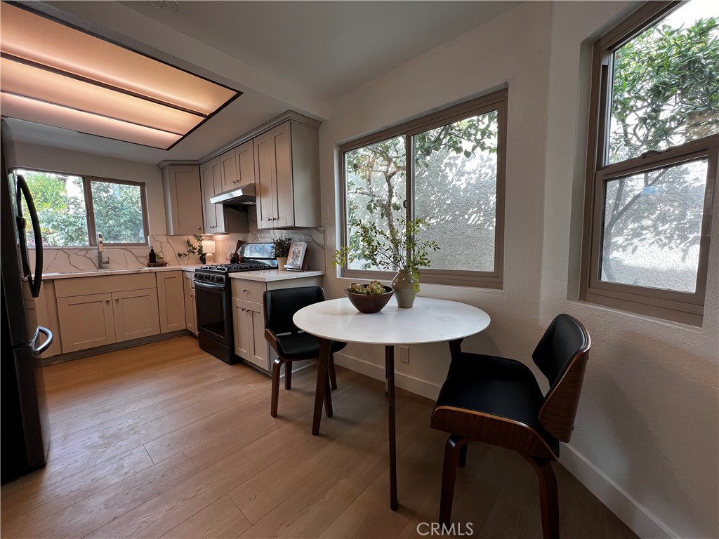 MLS #WS25255441 image #10