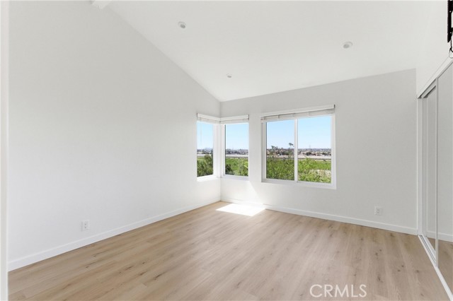 Detail Gallery Image 21 of 41 For 1095 Mesa Bluff, Costa Mesa,  CA 92627 - 2 Beds | 2/1 Baths