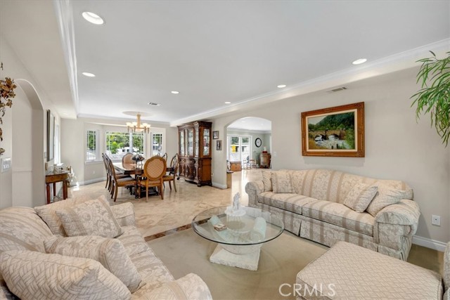 Detail Gallery Image 13 of 66 For 18991 Oriente Drive, Yorba Linda,  CA 92886 - 4 Beds | 4/2 Baths