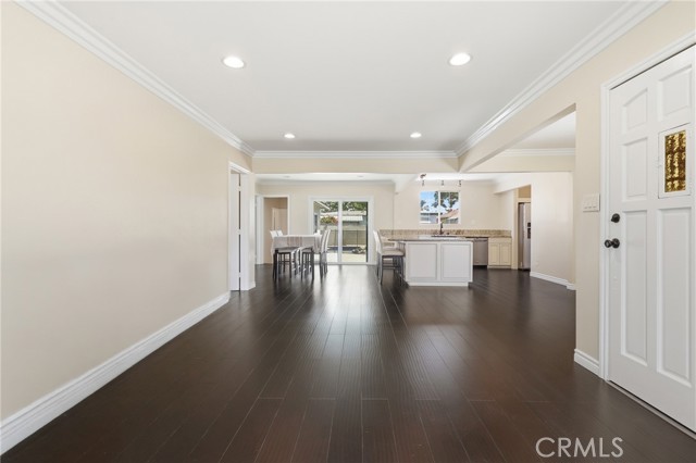 Detail Gallery Image 10 of 41 For 12208 Dunrobin Ave, Downey,  CA 90242 - 3 Beds | 2 Baths