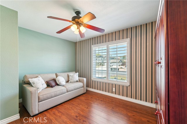 3622 Broken Twig Drive, Norco CA: https://media.crmls.org/medias/43c86831-c378-4ed1-aa47-7b7f0c694ffb.jpg