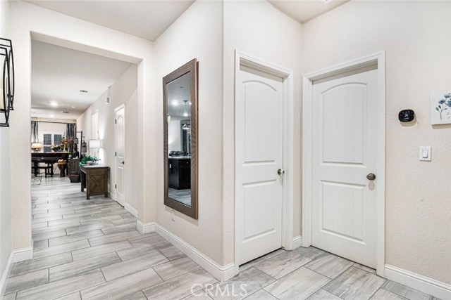 Detail Gallery Image 3 of 35 For 1553 N State, Fresno,  CA 93722 - 3 Beds | 2 Baths