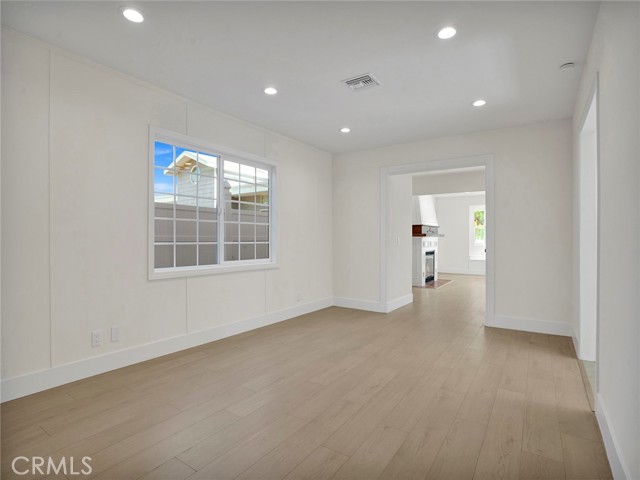 17425 Los Alimos Street, Granada Hills CA: https://media.crmls.org/medias/43c9e448-b115-4528-b043-f52207d130a1.jpg