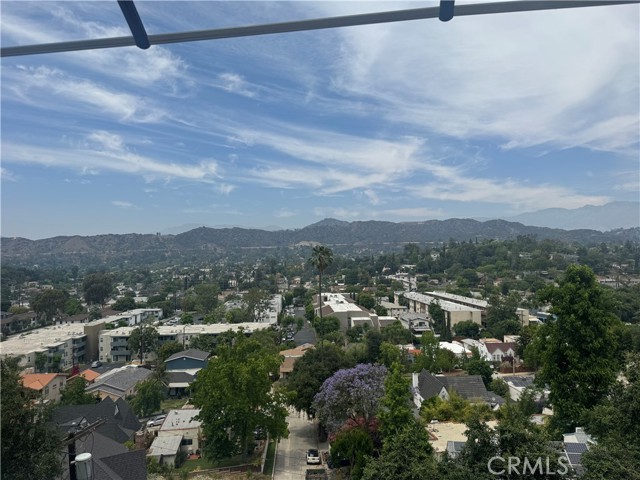 1537 Wildwood Drive, Eagle Rock CA: https://media.crmls.org/medias/43c9f450-8905-4724-af9b-cc2508a35fc2.jpg