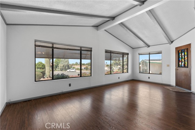 Detail Gallery Image 10 of 37 For 489 Crown Ridge Rd, Perris,  CA 92570 - 2 Beds | 2 Baths