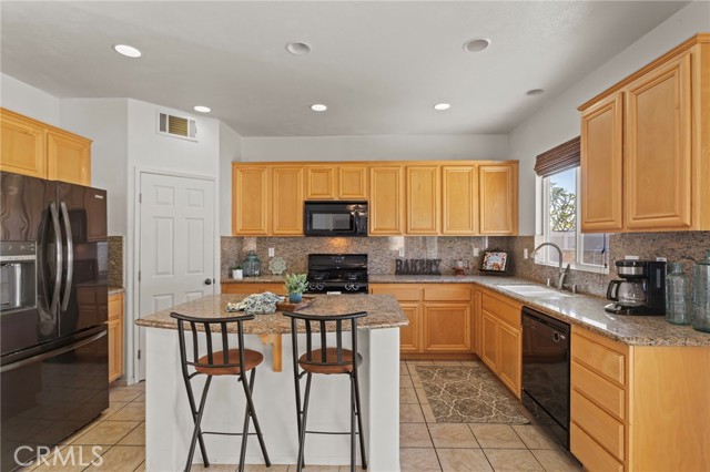 Detail Gallery Image 14 of 44 For 294 Kieswetter, Colton,  CA 92324 - 5 Beds | 2/1 Baths