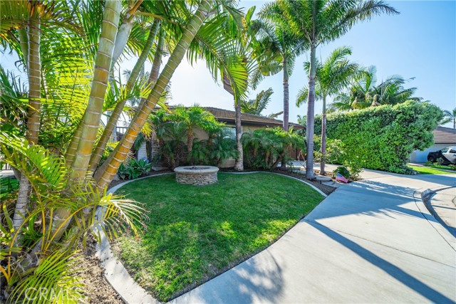 Detail Gallery Image 29 of 42 For 20531 Paisley Ln, Huntington Beach,  CA 92646 - 4 Beds | 3 Baths