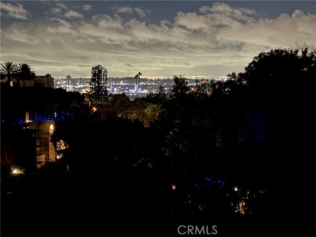 Detail Gallery Image 70 of 70 For 1316 Beverly Grove Pl, Beverly Hills,  CA 90210 - 5 Beds | 6/2 Baths