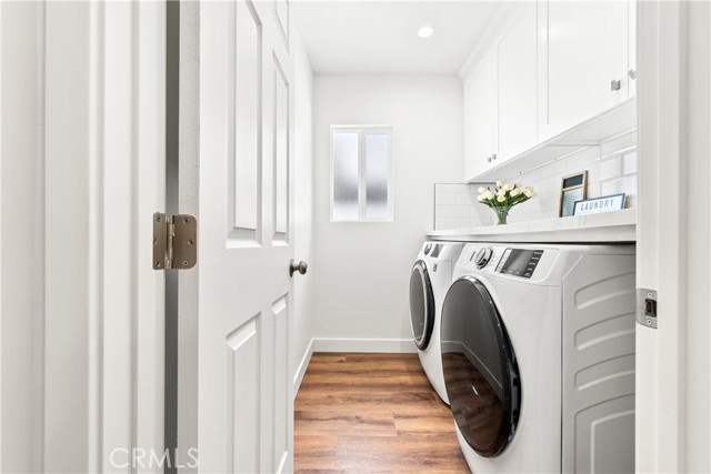 215 E Sierra Madre Avenue, Azusa CA: https://media.crmls.org/medias/43cbdff3-48fb-4326-83ca-fbde593b6af4.jpg